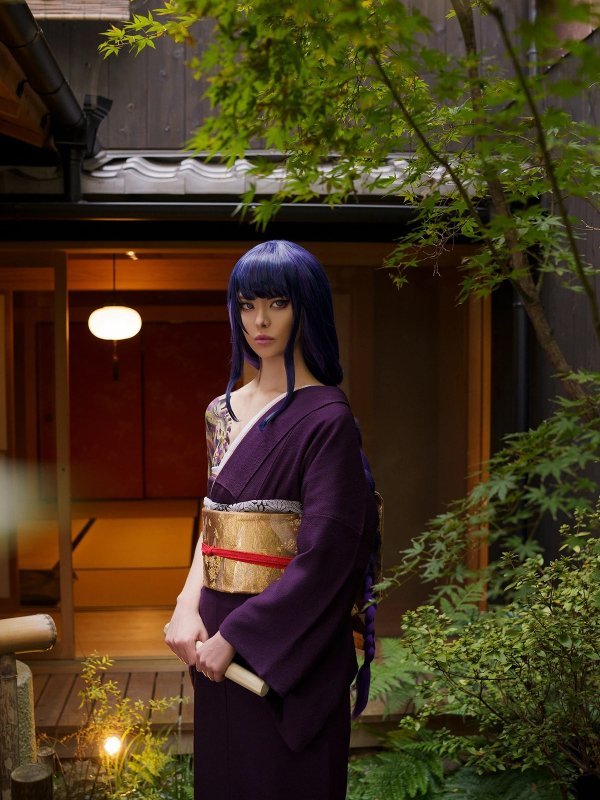 Cosplay Vinnegal与雷电将军和服造型