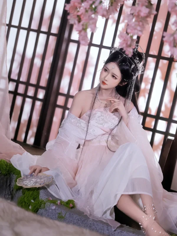 三度_69 Cosplay 小师姐