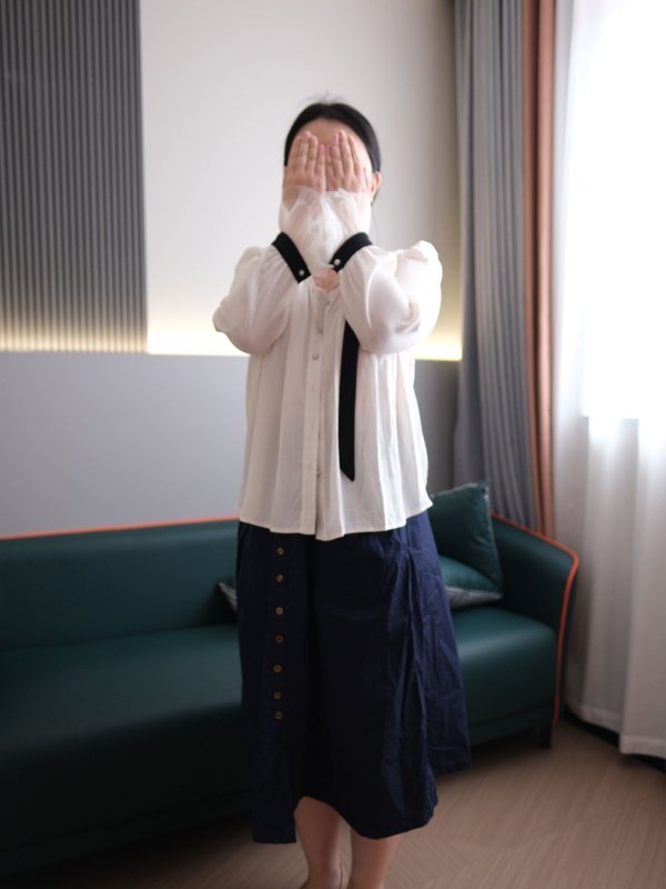 ROSI写真 2025.12.08 NO.5117 作品介绍