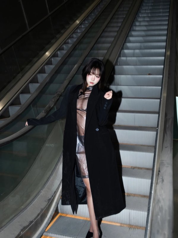 柒柒要乖哦午夜邂逅Cosplay视觉记录 – 沉浸式角色扮演正片专辑