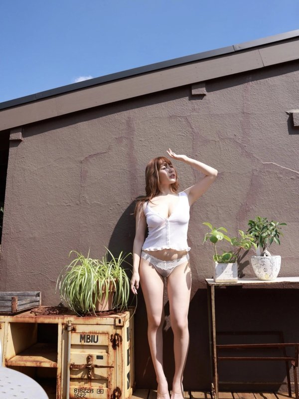 Conan Koyoi 小宵こなん FLASHデジタル写真集R とろふわH乳ヌード Set.02 精选