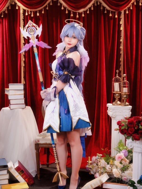 Miinmeow扮演Robin《崩坏：星穹铁道》角色写真图集