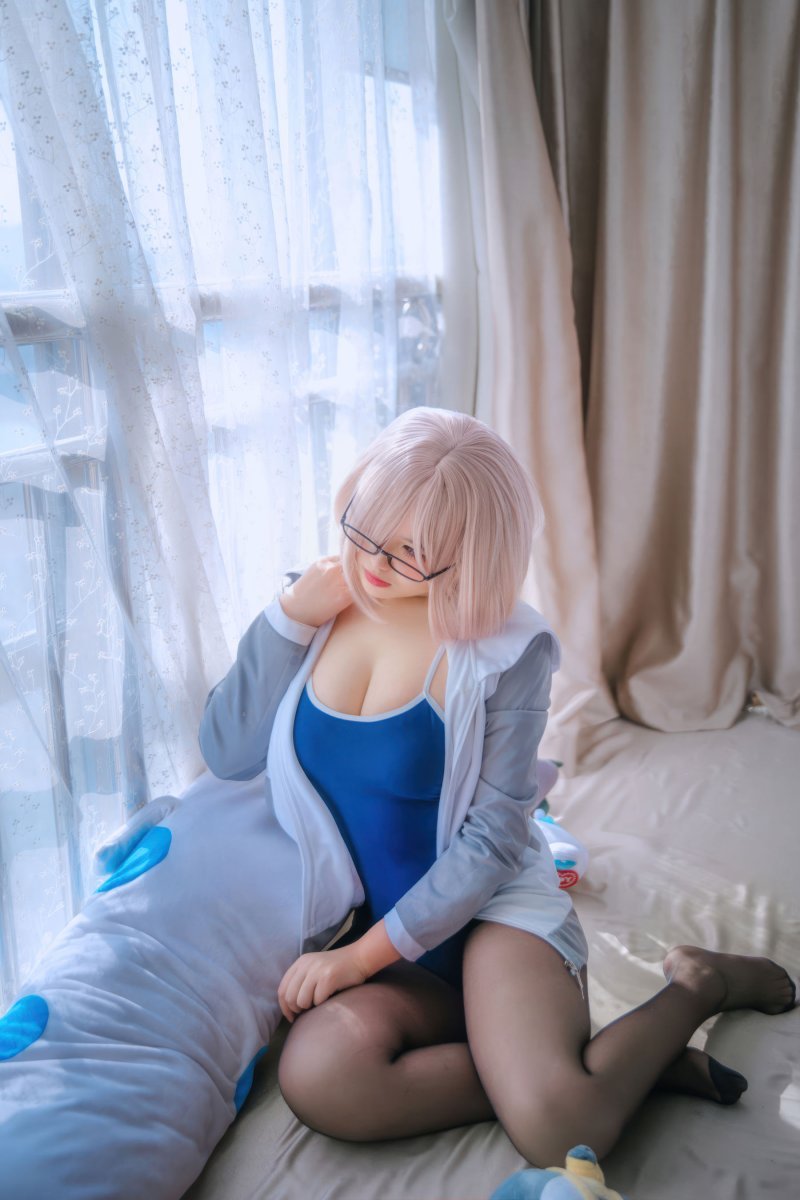 001 18