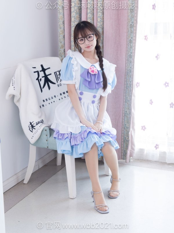 BoBoSocks袜啵啵 No.619 甜甜圈：高跟凉鞋与薄肉丝袜高清写真图集
