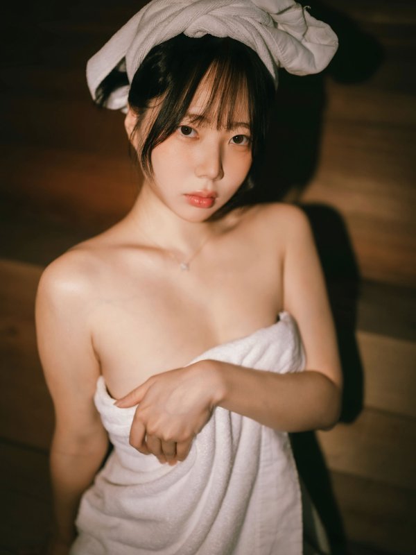 [SWEETBOX] Myu_A – Sauna 桑拿房高清写真图集 (76P/无损原图)