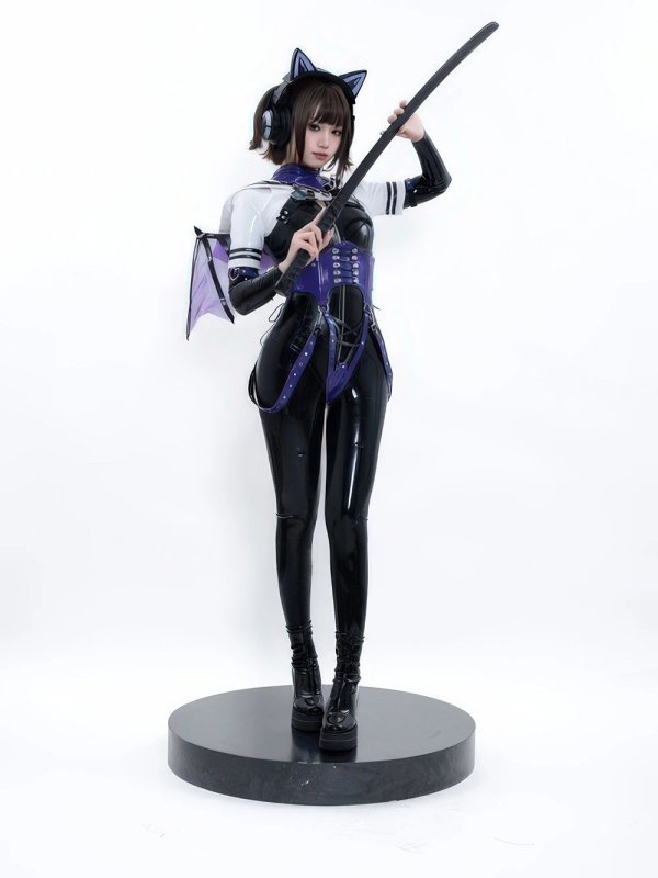 Cosplay 柒柒要乖哦：猎狼女高清美女写真全集