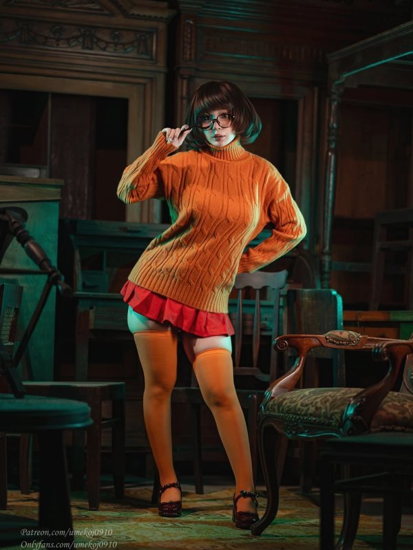 Cosplay Umeko.J & Velma Scooby Doo