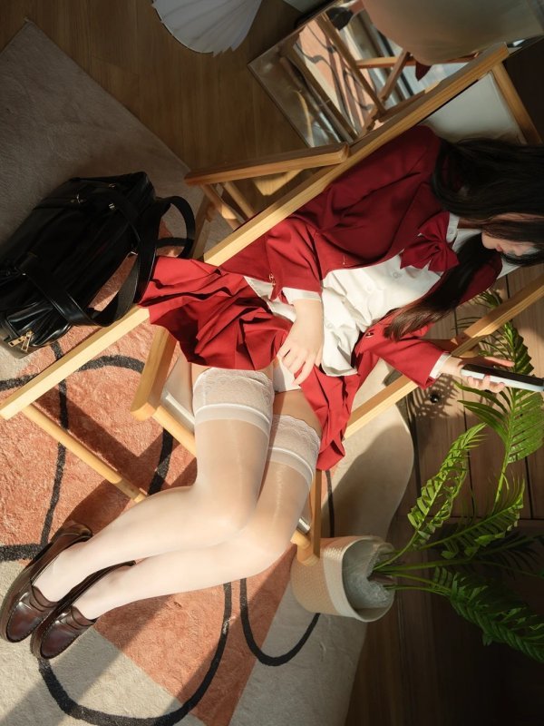 小恩Cosplay写真：紧急企划之优等生系列高清大图