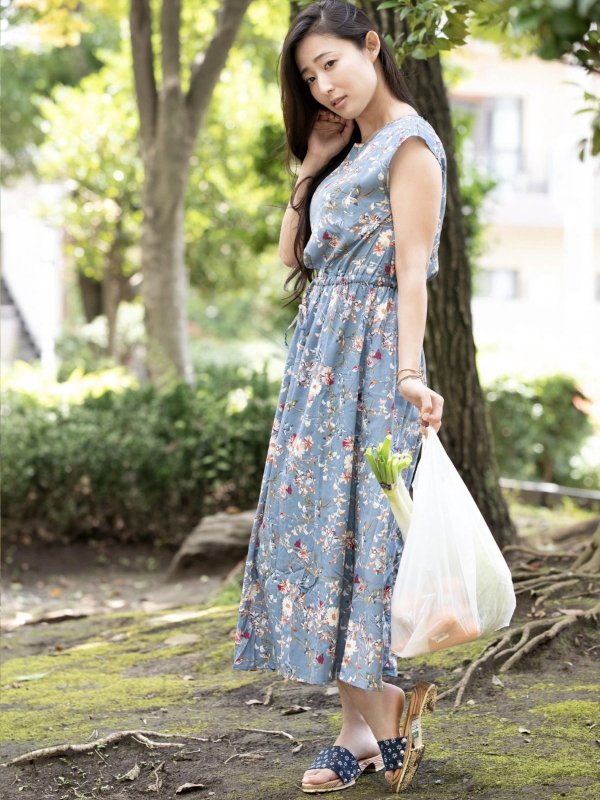 Suzu Matsuoka 松岡すず デジタル写真集「鈴の音」高清美女写真欣赏