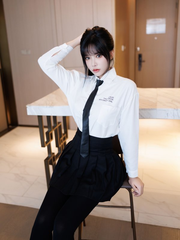 娜比学生装写真图集（136P高清）
