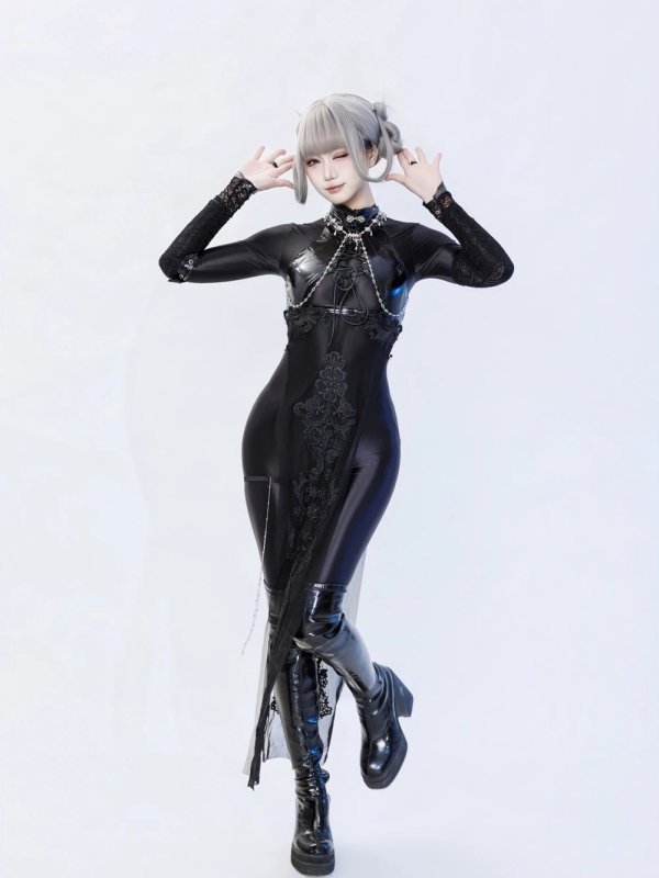 Cosplay 柒柒要乖哦《黑靡烟旗袍》美女写真图集